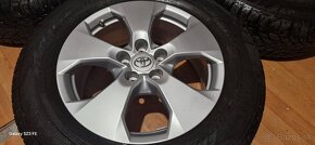 Predám zimný komplet Toyota 5x114,3 pneu Nokian 225/65/R17 - 4