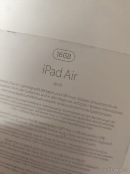 Apple iPad Air  16GB - 4