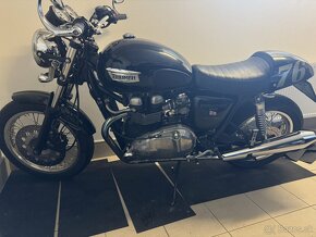 Triumph thruxton EFI 900 Cafe Racer - 4