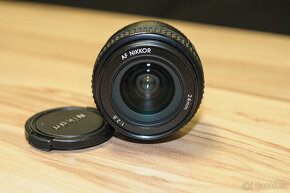 Nikkor AF 24mm f/2.8D - 4