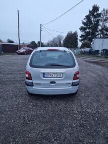 Renault Megane Scenic 1.6 16V - 4