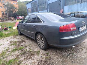 Audi A8 D3 - 4