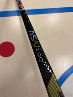 UPLNE NOVA PROFI HOKEJKA CCM SUPER TACKS ASV-PRO - 4