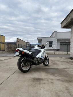 Honda CBR 600f F1 - 4