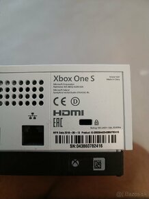 Xbox One S - 4