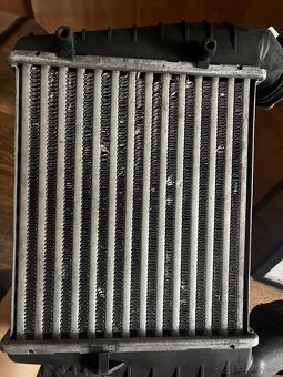 Intercooler pre Passat B5.5 alebo Audi A4 B6/7 - 4