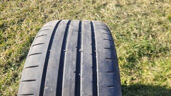 Predam letne pneu  225 40 r18 dunlop cena za kus 30e - 4