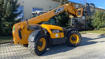 Teleskopický nakladač JCB - 4