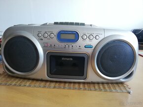 Radiomagnetofon s CD AIWA - 4