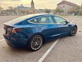 Tesla Model 3 long range 4x4 EAP odpočet DPH - 4