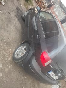 Hyundai getz 1.1 48kw na diely nie v celku - 4