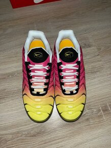 Nike Air Max Plus OG TN Yellow Pink Gradient - 4