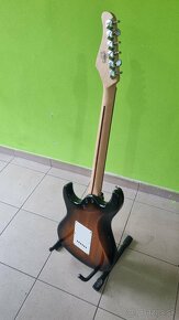 Elektrická gitara G110 - 4