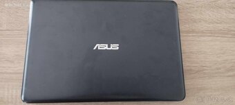 Asus E402S - 4