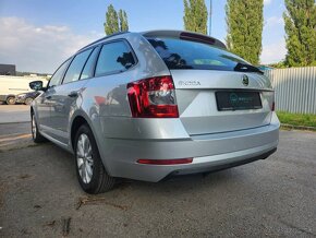 Predám  Škoda Octavia Combi 2.0 TDI Ambition DSG 4x4 - 4