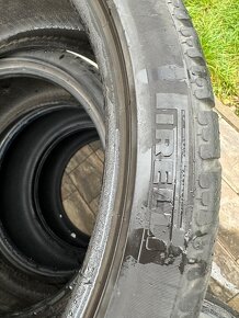 Zimné pneumatiky 255/35 r20 - 4