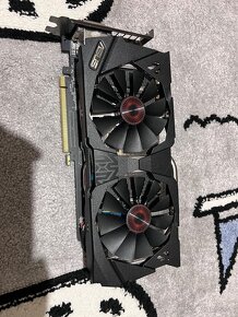 Asus ROG Strix 4GB OC - 4