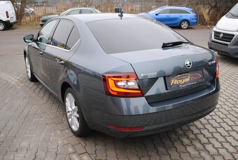 Škoda Octavia 2.0 TDI Style⭐XENON⭐PARK.KAMERA⭐TEMPOMAT⭐ - 4