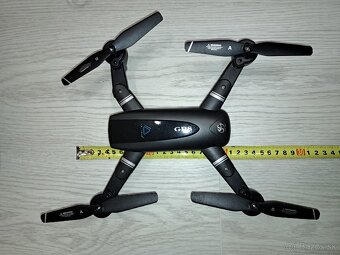 Dron s kamerou a GPS - 4