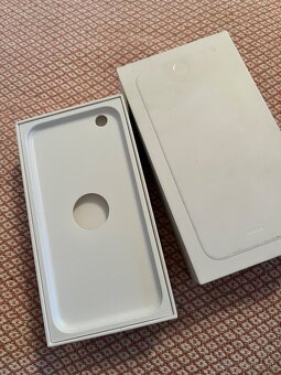 iPhone 8 64gb cierny - 4