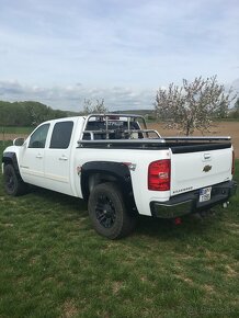 Chevrolet Silverado 5.4., USA - 4