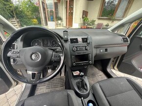 VW Touran 2,0 TDI - 4