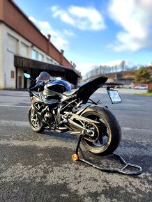 BMW S1000RR - 4