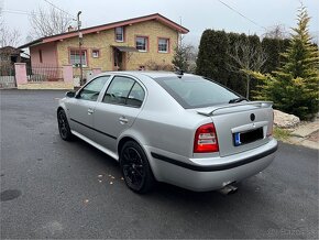 ŠKODA OCTAVIA RS 1.8T 132kw - 4