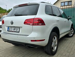 Volkswagen Touareg 3.0 TDi V6 4x4 - AT-8 - DYNAUDIO (040897) - 4