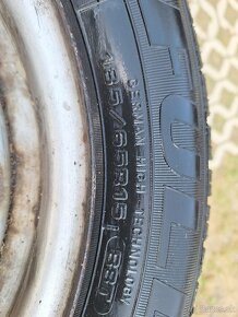 Predám zimné pneumatiky 185/ 65 r15 - 4