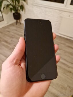 Apple Iphone 7 32GB - Čierny - 4