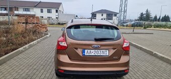 Predam Ford Focus Econetic Benzín 92 Kw  M6 .rok 2013 - 4