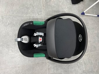 CYBEX Aton B2 i-Size + Base One (základňa) - 4