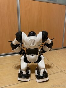 WowWee Robosapien™ X - 4