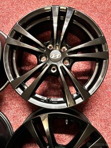 5x114,3 R17 Originál alu Hyundai - černé - ET 47 - 4