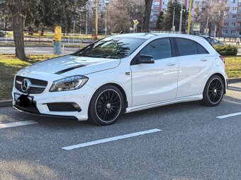 Mercedes benz A180 AMG - 4