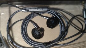 Predam novy headset/sluchatka s mikrofonom TOPK - 4