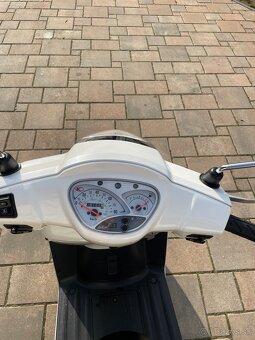 Skúter Kymco Like 50 2t - 4