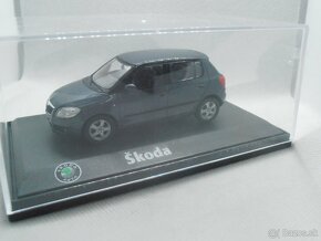 ŠKODA  ABREX__2 1/43 - 4