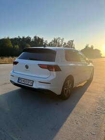 VW Golf 8 1.0 TSI - 4