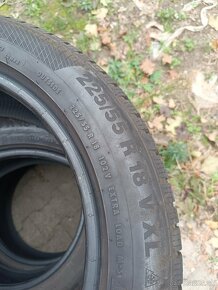 Zimné Continental 225/55 R18 DOT2818 - 4