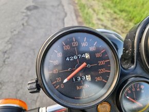 HONDA CBX 1000, ŠESTIVÁLCOVÉ MOTO - 4