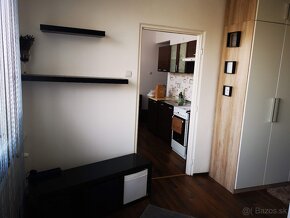 1 izbový byt s balkónom na predaj Komárno - 4