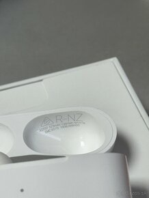 Apple AirPods Pro 2 - nové len odskúšané - 4