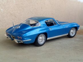 1:18 Chevrolet Corvette - 4