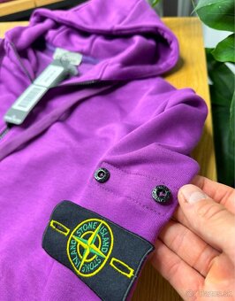 Stone Island - 4