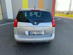 Peugeot 5008 2.0 HDi 110kw TOP VÝBAVA - 4