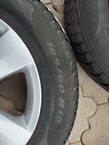 SADA ALU DISKOV 5X100 PIRELLI ZIMNE PNEU. 185/60R15 - 4