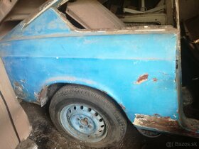 Disky Pirelli 4x98 a kapota Fiat 850 Coupe - 4