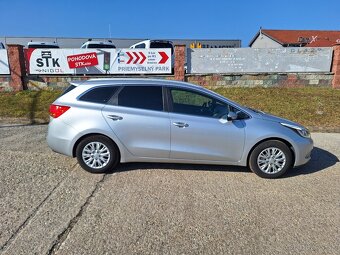 Kia Ceed SW 1.6 GDi Gold - 4